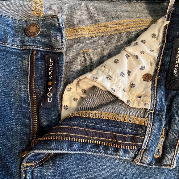 Lucky Brand Sweet Straight Jeans mid rise medium fade raw hem Size 10 / 30 - Picture 6 of 14